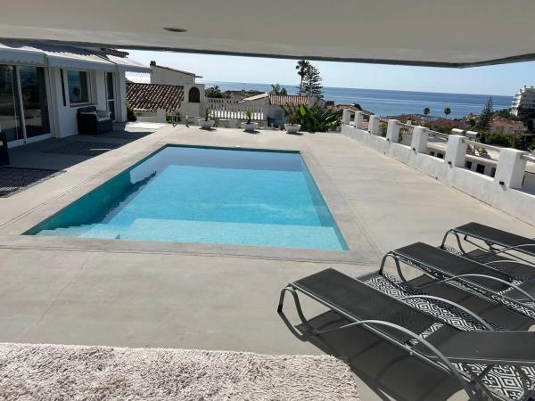 Independent chalet for sale in Calle Tartesios, 1, Fuengirola
 photo 3