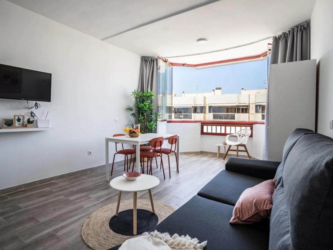 Продажа студии в Calle Martínez Catena, Фуэнхирола photo 4