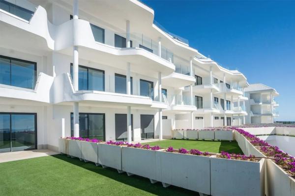 Apartment for sale in Avenida Fuengirola, 10, Fuengirola photo 1