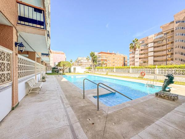 Mieszkanie na sprzedaż w  Avenida Carvajal, 59 B, Fuengirola photo 4