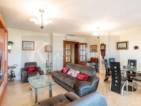 Apartment for sale in Zona Sohail, Fuengirola thumbnail 1