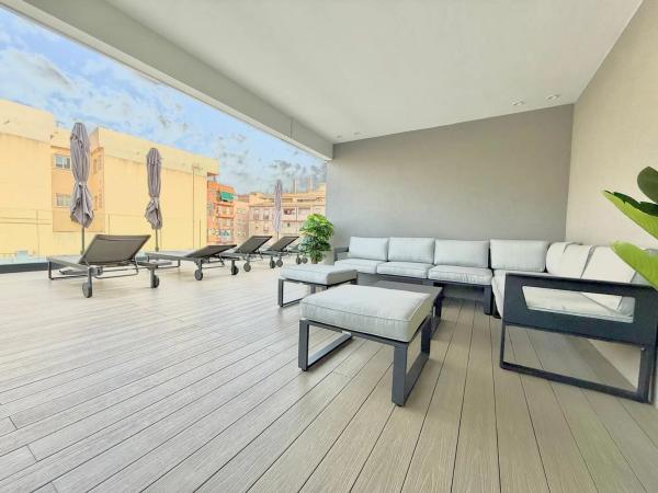 Apartment for sale in Avenida Condes de San Isidro, Fuengirola photo 1