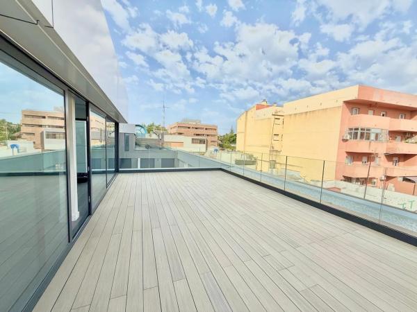 Apartment for sale in  Avenida Condes de San Isidro, Fuengirola photo 4
