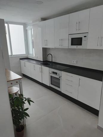Apartment for sale in Calle Oliva, 3, Fuengirola thumbnail 2