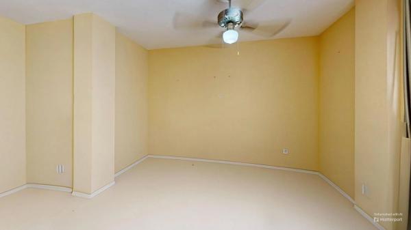 Apartment for sale in Calle Teresa Zabell, Fuengirola thumbnail 1