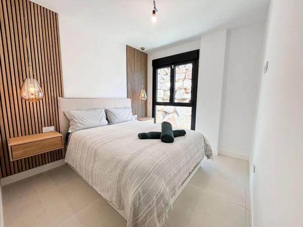 Apartment for sale in  Calle Golondrinas, Fuengirola photo 4