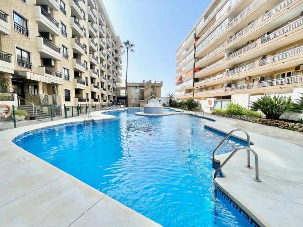 Apartment for sale in Paseo Marítimo Rey de España, Fuengirola photo 1