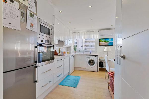 Квартира на продажу на  Calle Francisco de Pizarro, 1, Фуэнхирола photo 3
