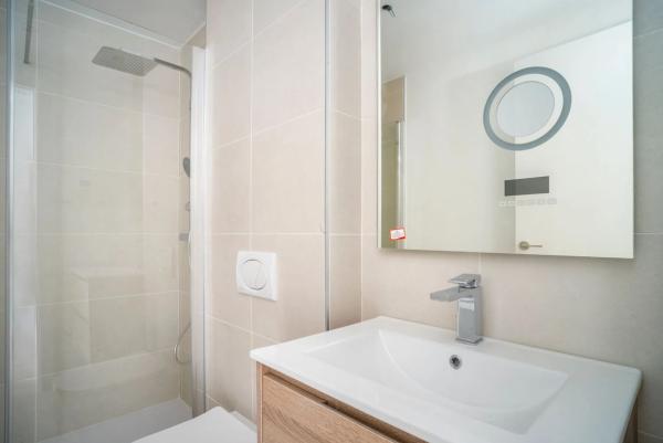 Apartment for sale in Calle Leticia, Fuengirola thumbnail 2