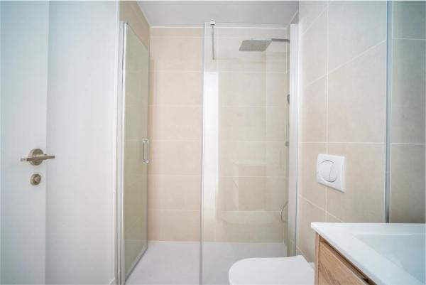 Apartment for sale in  Calle Leticia, Fuengirola photo 4