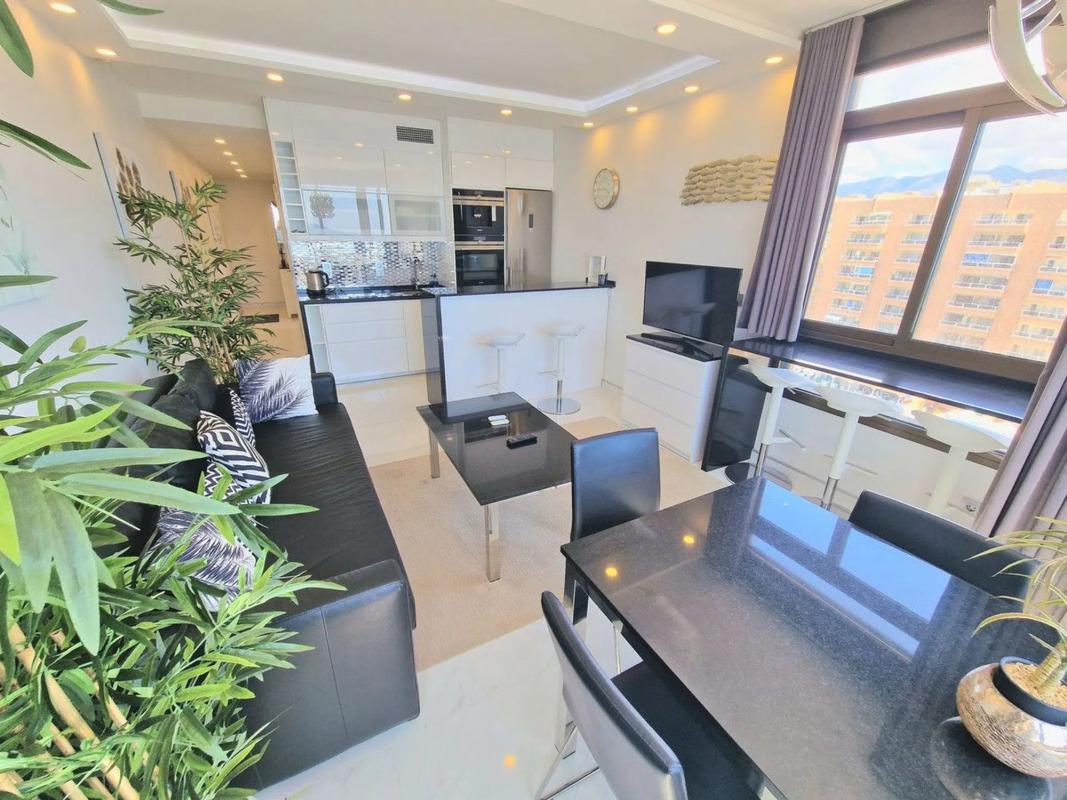 Продажа квартиры на Calle Martínez Catena, Фуэнхирола
 photo 4
