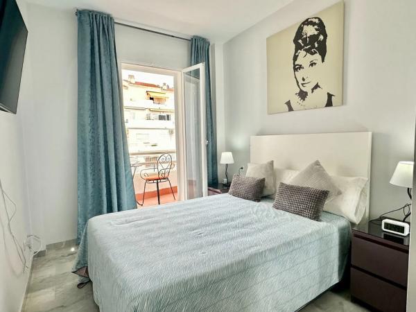 Apartment for sale in Calle Bambú, Fuengirola thumbnail 2