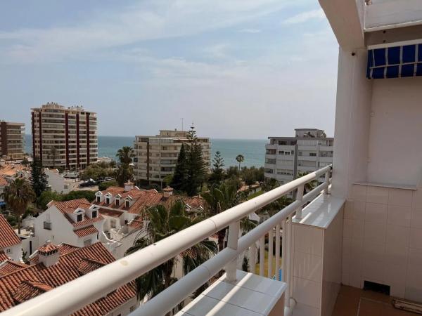 Penthouse for sale at Calle Alberto Morgenstern, 1, Fuengirola thumbnail 2