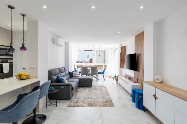 Apartment for sale in Centro Ciudad, Fuengirola thumbnail 2