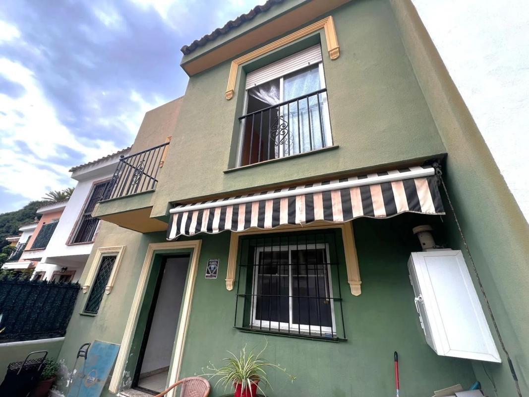 Venta de chalet adosado en Los Boliches , Fuengirola photo 1