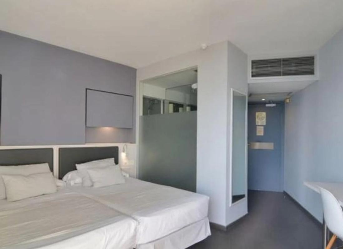 Venta de estudio en Paseo marítimo, 32, Fuengirola photo 2