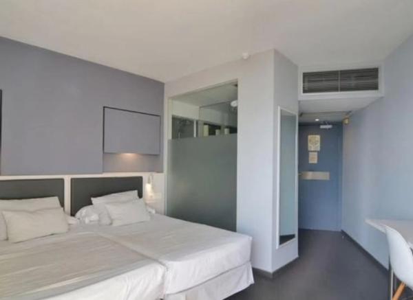 Studium na sprzedaż w Paseo marítimo, 32, Fuengirola photo 2