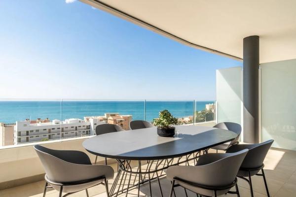 Apartment for sale in Calle Begoña, Fuengirola thumbnail 1