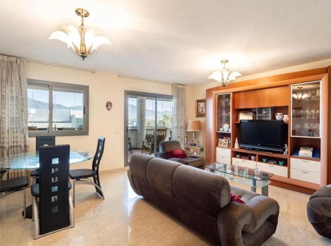 Venta de piso en Zona Sohail, Fuengirola
 photo 3