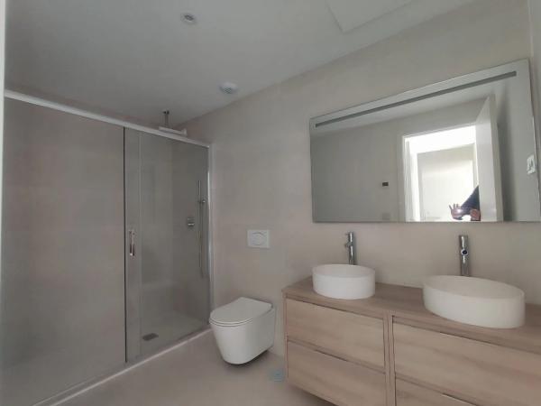 Apartment for sale in  Avenida Fuengirola, Fuengirola photo 4