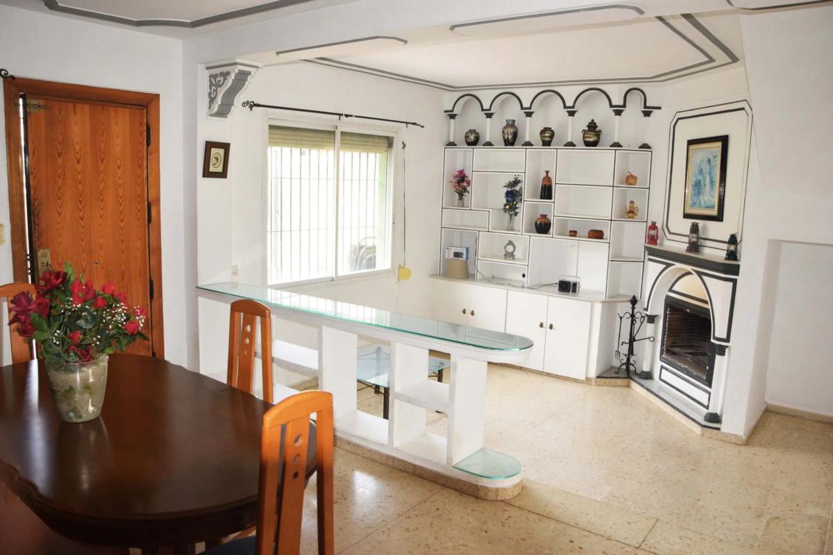 Venta de chalet adosado en Calle Monaguillo , Fuengirola photo 2