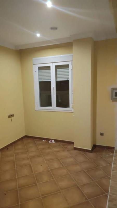 Venta de piso en Avenida Ramón y Cajal, Fuengirola
photo 2
