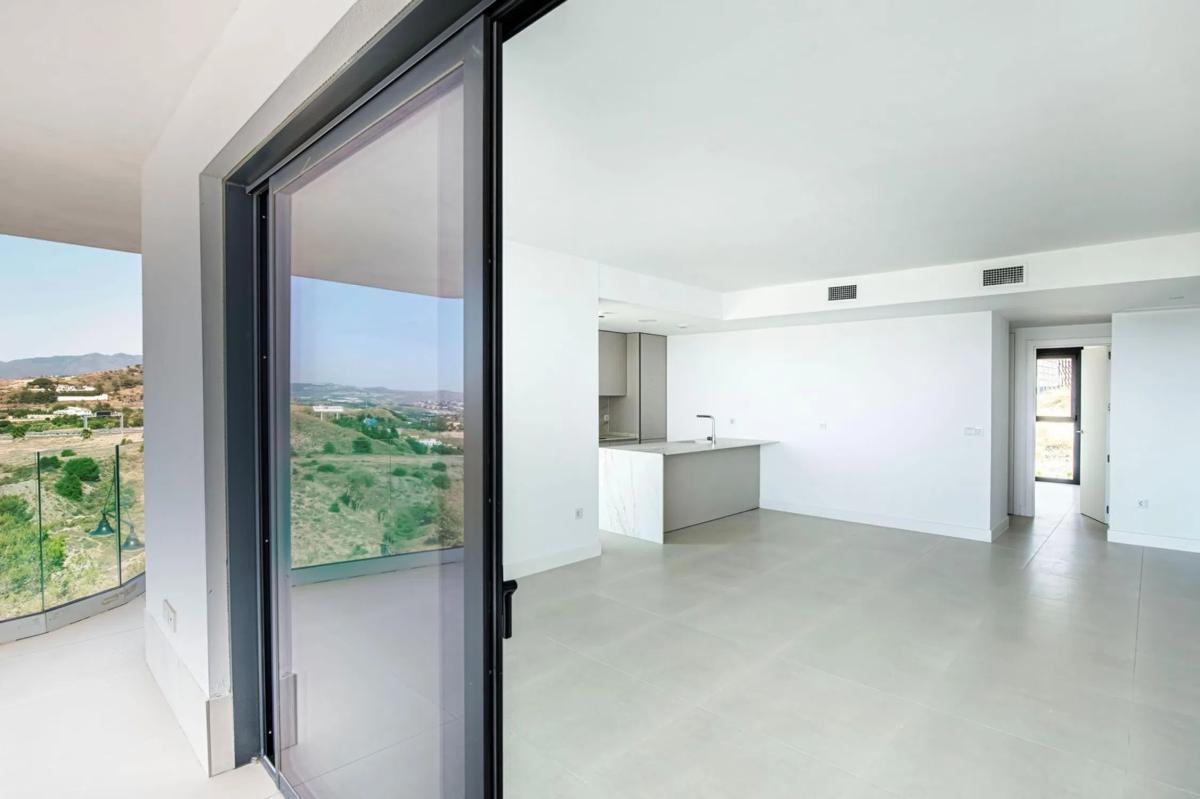 Venta de piso en Avenida Fuengirola, 10, Fuengirola
 photo 3
