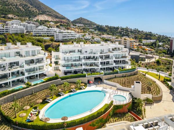 Apartment for sale in  Calle Leticia, 2, Fuengirola photo 2
