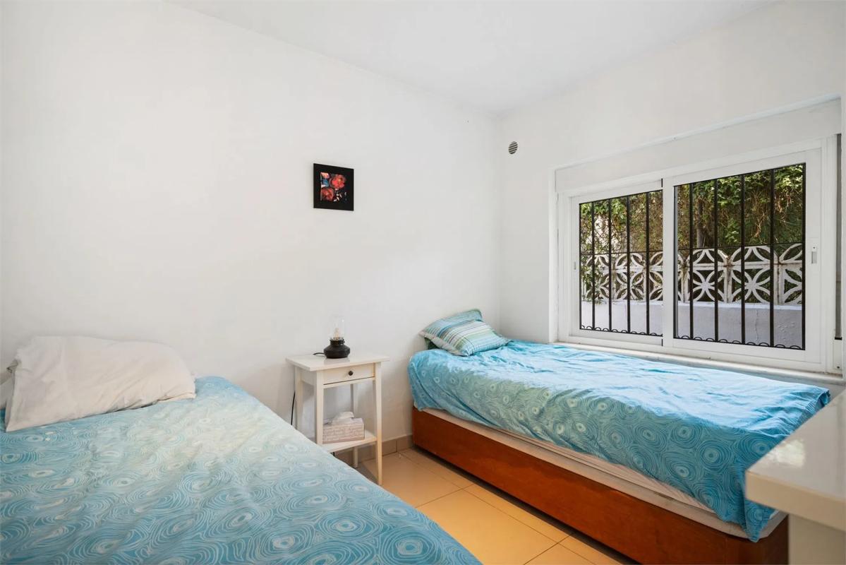 Venta de chalet independiente en Calle Vėlez Málaga, Fuengirola
photo 4