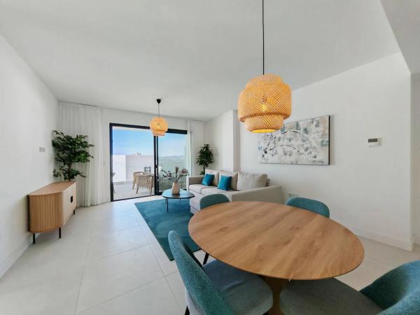 Apartment for sale in  El Higuerón, Fuengirola photo 2
