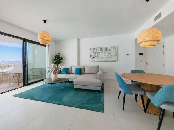Apartment for sale in  El Higuerón, Fuengirola photo 3