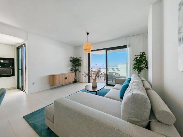 Apartment for sale in  El Higuerón, Fuengirola photo 4