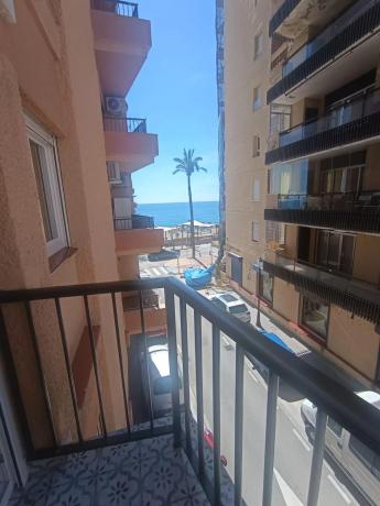 Mieszkanie na sprzedaż w Zona Puerto Deportivo, Fuengirola thumbnail 2