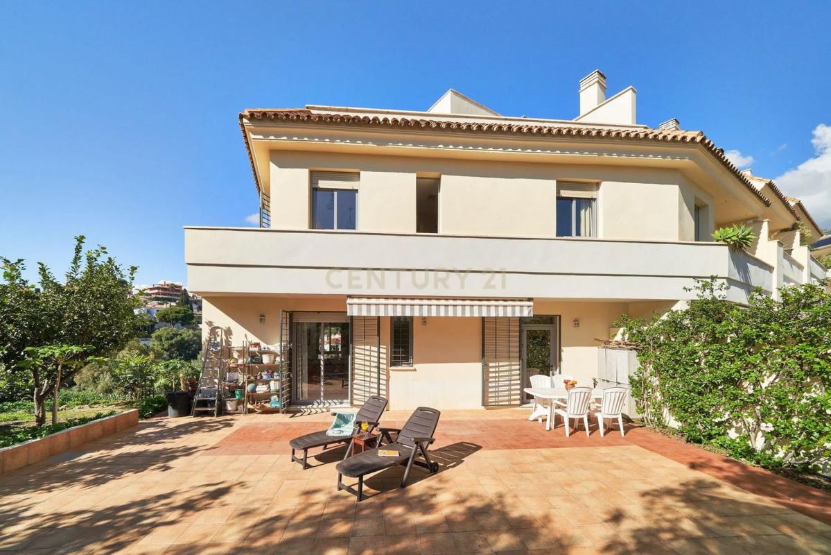 Venta de chalet independiente en Calle Tucán s/n, Fuengirola
photo 4