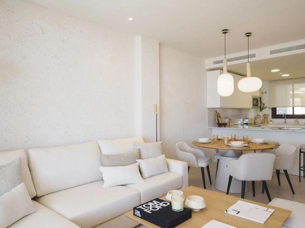 Penthouse for sale at Avenida Fuengirola, 8, Fuengirola photo 1