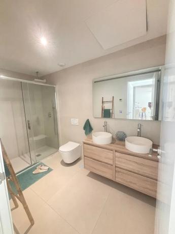 Piso en venta en Avenida 8 de Marzo, 3, Fuengirola
 photo 1