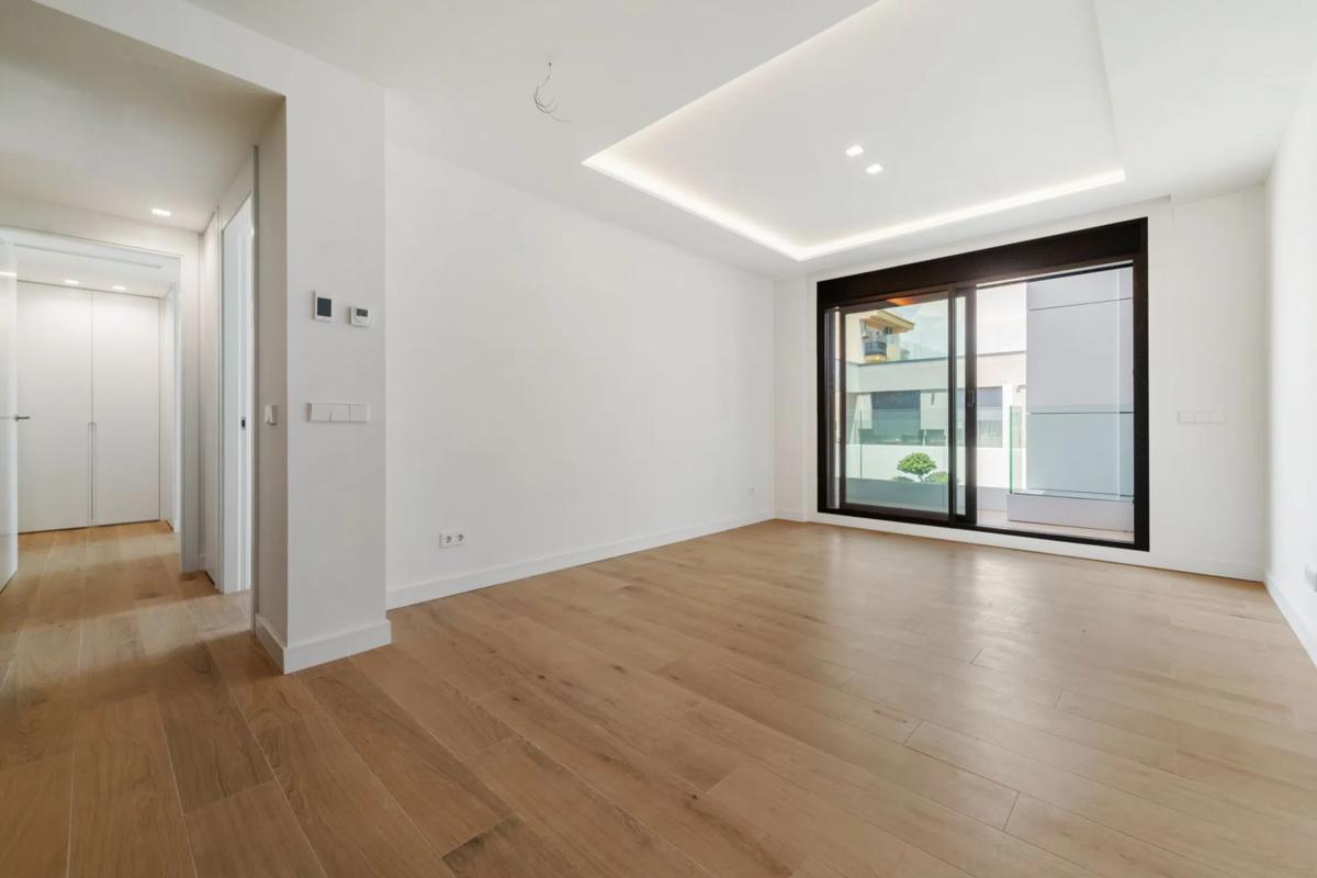 Venta de piso en Avenida Condes de San Isidro, Fuengirola
photo 1