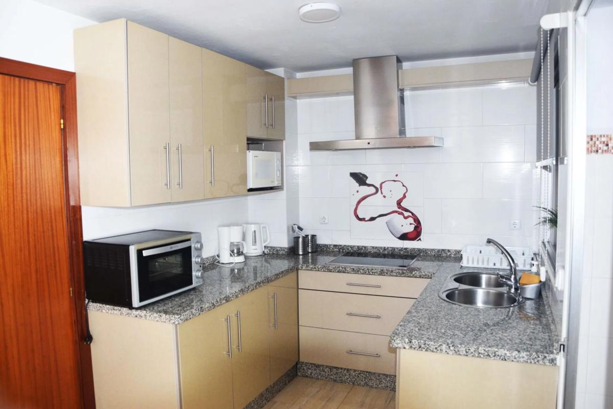 Продажа квартиры на Calle Poeta Salvador Rueda, Фуэнхирола
photo 1
