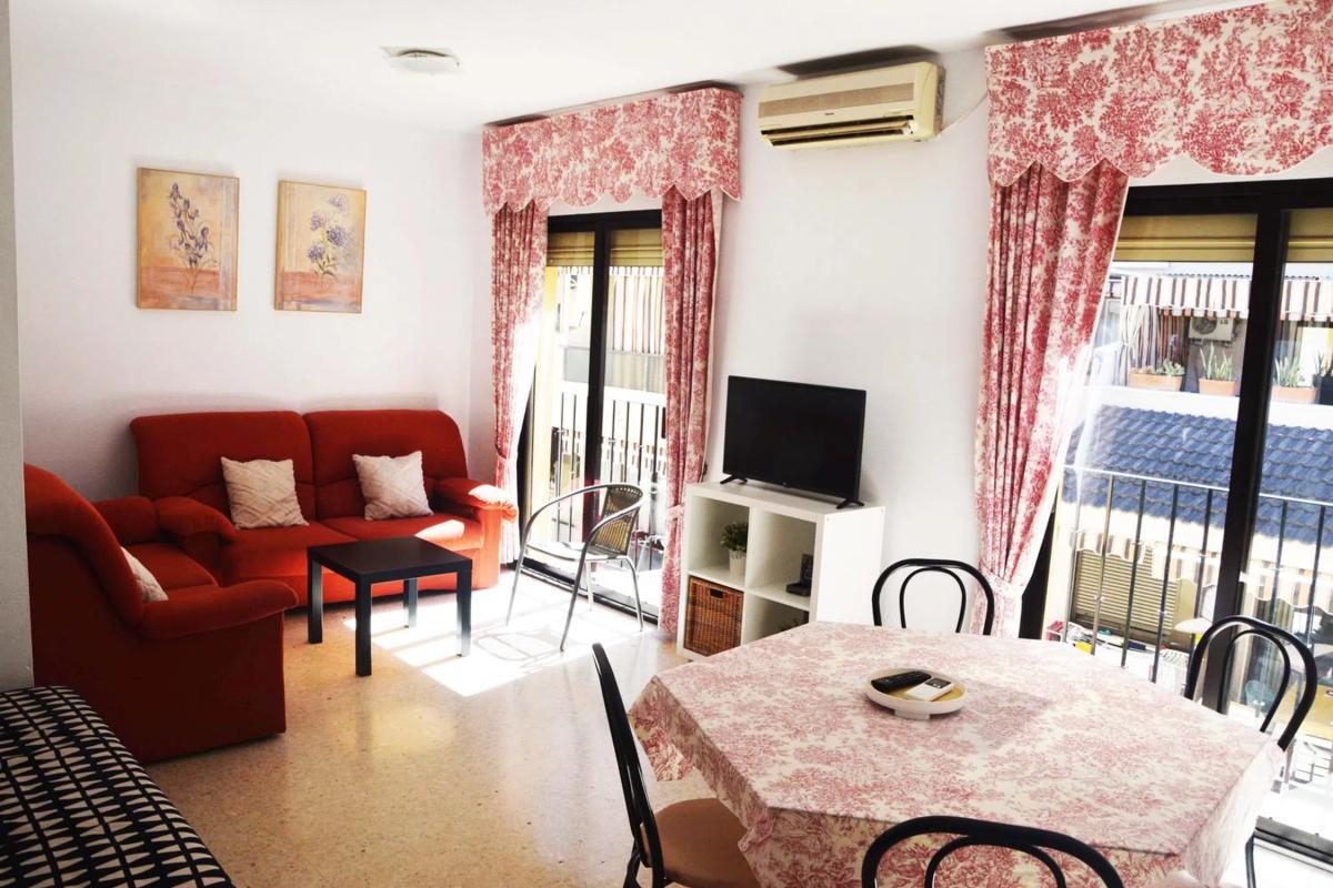 Продажа квартиры на Calle Poeta Salvador Rueda, Фуэнхирола
photo 3