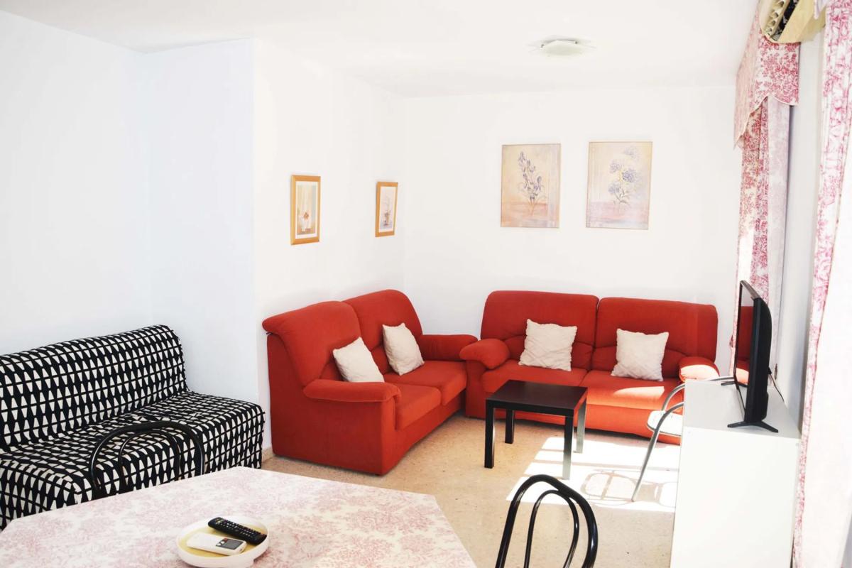 Продажа квартиры на Calle Poeta Salvador Rueda, Фуэнхирола
photo 4