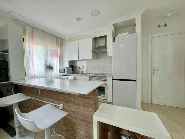 Квартира на продажу на  Calle Antonio Machado, Фуэнхирола photo 4