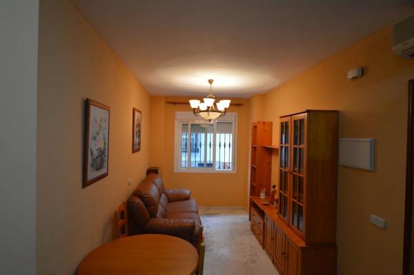Mieszkanie na sprzedaż w Calle Santísima Trinidad, 13, Fuengirola photo 1