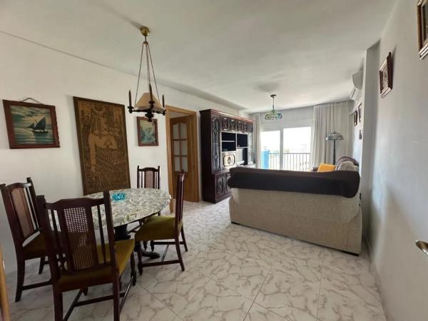 Apartment for sale in  Avenida de Las Salinas, Fuengirola photo 3