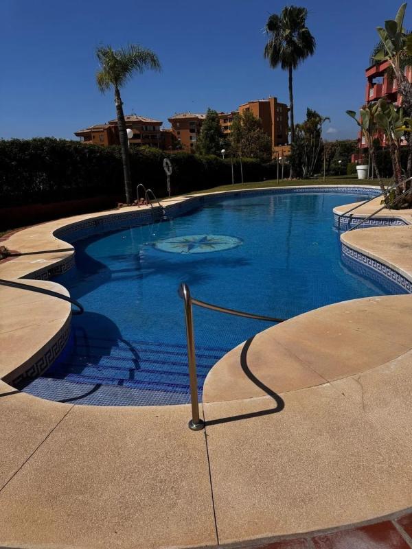 Sprzedaż mieszkania w Los Pacos, Fuengirola
photo 1