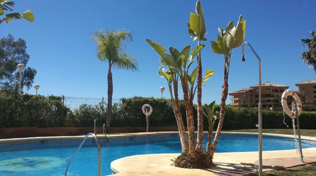 Sale of apartment in Calle Isabel la Catolica, 1, Fuengirola
photo 3