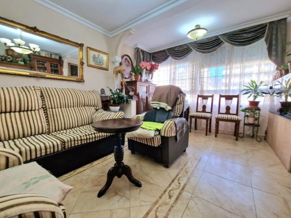 Apartment for sale in  Calle Santa Ana, Fuengirola photo 1