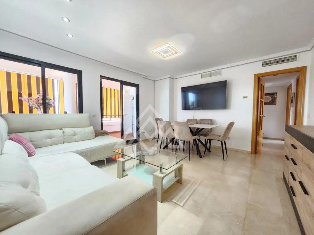Venta de ático en Calle Infanta Doña Elena, 22, Fuengirola photo 3