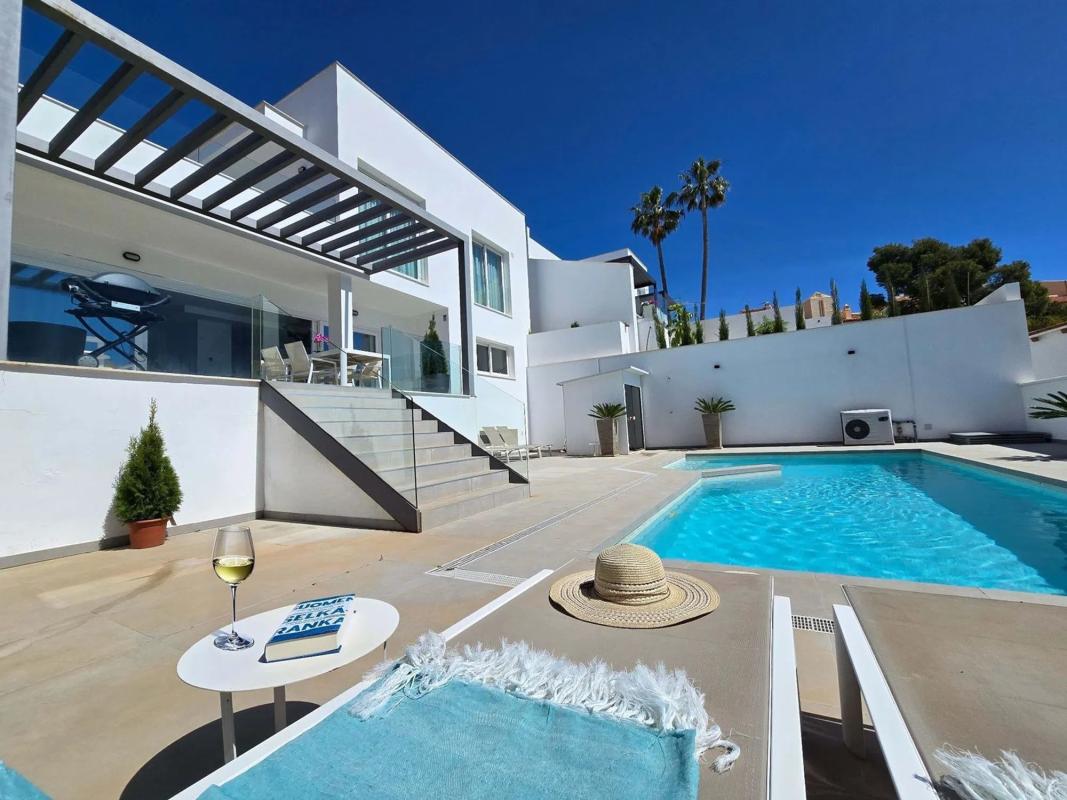 Venta de chalet independiente en Calle Acacias, Fuengirola
photo 1