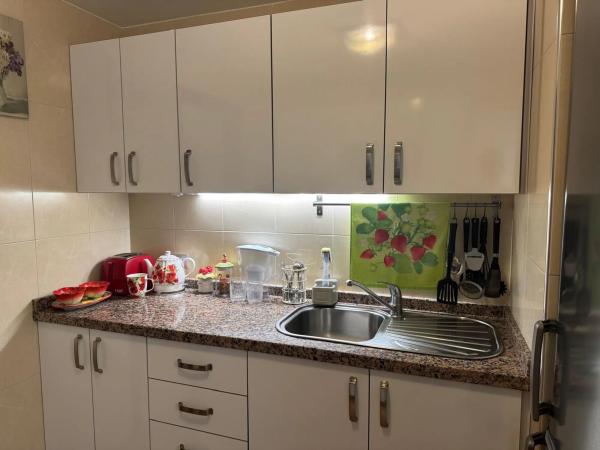 Apartment for sale in  Avenida de Las Salinas, Fuengirola photo 1
