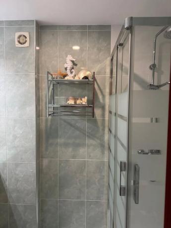 Apartment for sale in  Avenida de Las Salinas, Fuengirola photo 2
